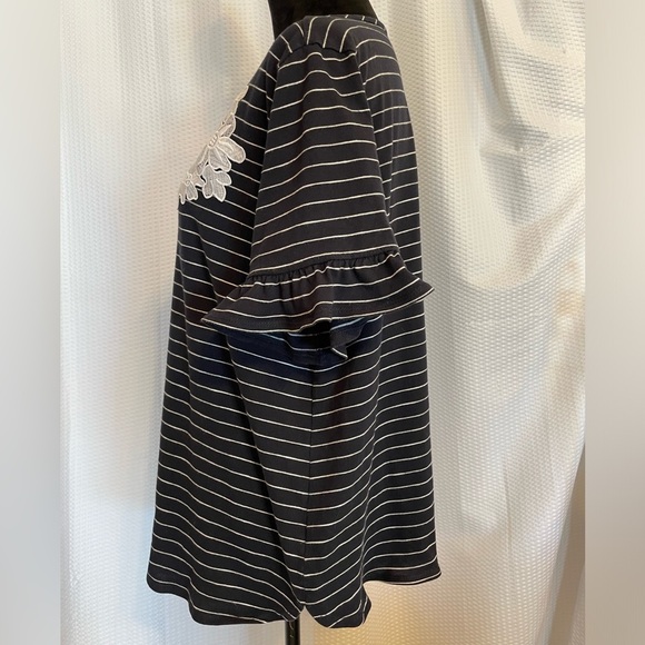 Van Heusen blue white striped floral lace short sleeve blouse size XXL - Picture 3 of 6